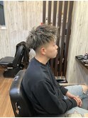 スキンフェード+ツイストスパイラル+ハイライト
