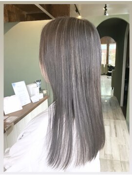 ヘアスペース ロン バイ シュシュ(HAIR SPACE Le rond by chou chou) 【Le rond】ハイライトデザイン