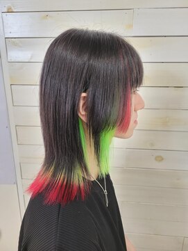 ラック 辻堂(LUCK) 派手カラー