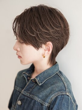 カライングドゥ(ing deux) 大人可愛い20代30代40代黒髪前下がりひし形小顔マッシュショート