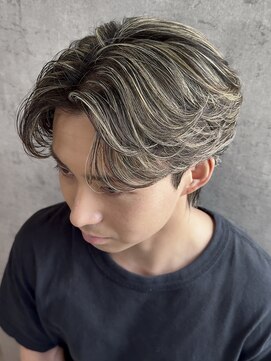 ノラ ギンザ(NORA GINZA) アップバングショートセンターパートツーブロックハイライト30代