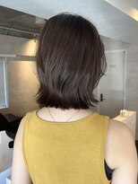 サンルーム(SUN room)&nbsp;レイヤーボブ外ハネ透け感アッシュブラウン大人可愛い
