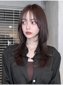 暗髪ウェーブロング × ボルドーブラウン