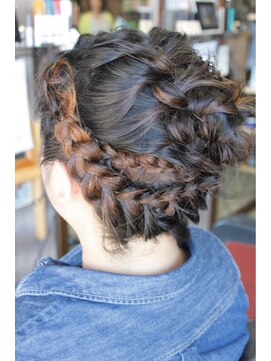 オーバーキャプテンネイキッド(OVER CAPTAIN NAKED) 結婚式ＡＬＬ編み込みヘアセットスタイル