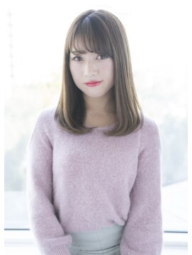 ソワリー 栄(THOiRY) 小顔カットが得意なスタイリストby坂元