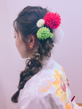 チームボス(Team BOSS) ゆるふわ編みおろしアレンジ