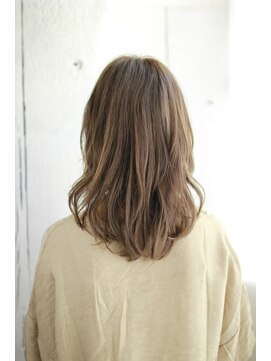 シュシュット(chouchoute) オン眉デザインカラー切りっぱなしボブ美髪マッシュウルフ/118