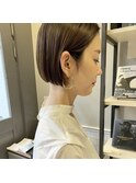 ミニボブ　ベージュ　ブリーチ