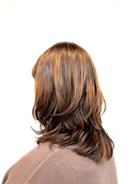 クオリス 上福岡店(QUALIS) くびれ/ウルフレイヤー/大人かわいい/デジタルパーマ/30代40代