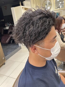 ネオリーブアイム 横浜西口店(Neolive aim) 横浜★オーダー率が増えてるツイストパーマ