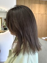 ルネ 北千住(Renee)&nbsp;シャドウルーツ_レイヤーボブ_グレージュカラー_タンバルモリ