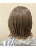 ショートボブ