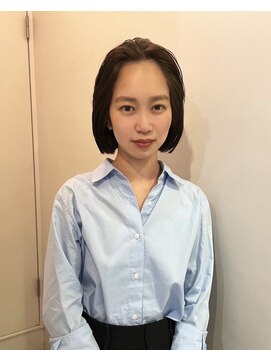 ルーム(Loom.) 韓国ボブスタイル切りっぱなしボブかきあげバング