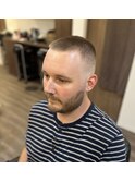 【フェードスタイル】ベリーショートヘアメンズバズカット