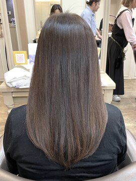 アルターリール(aL ter Rire) 黒髪/ボブルフ/ネビージュ/小顔/ワンレン/中村郁未