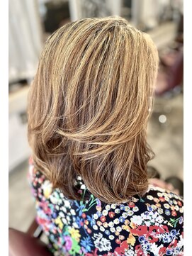 サーティエイト(38) ハイトーンマットメッシュレイヤー/ブリーチ/カット/髪質改善/