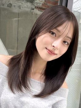 トイ(TOI)の写真/【高いカット技術×トリートメント】に強いTOIでしなやかにまとまるレイヤーカットスタイルを◎