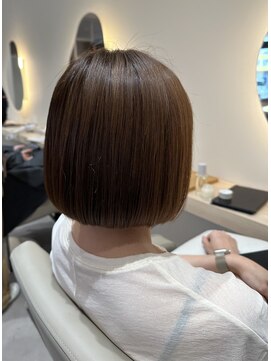 ルーチェココ ブラン(Lu'ce coco blanc) ストレートミニボブミニウルフチェリーブラウン