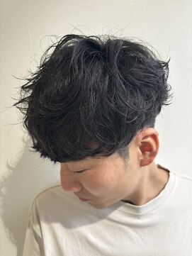 グラフ 立川(Graph.) 無造作ニュアンスシャドウパーマツーブロックメンズ