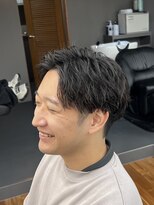 ザデイトウキョウ 表参道 青山(THE DAY TOKYO) MEN’S/サーフカール/刈り上げセンターパート/表参道駅/青山