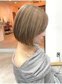 ハイトーンミルクティーグレージュブリーチケアブリーチ岡山駅
