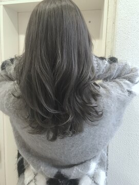 ヘアーデザイン シュシュ(hair design Chou Chou by Yone) ☆chou chou☆3Dハイライト×グレージュ×セミロング♪