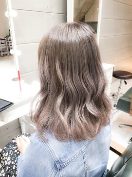 デイズ(days) ひし形で大人かわいいラベンダーアッシュ【デイズ　原宿 】