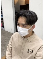 プライズ アイリス 池袋東口店(prize Iris)&nbsp;センターパート/ハイライト/ツーブロック/￥3300