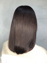 ジーナ 船橋(Zina)&nbsp;オトナ女子ツヤ髪アッシュカラーふんわりミディシースルーバング