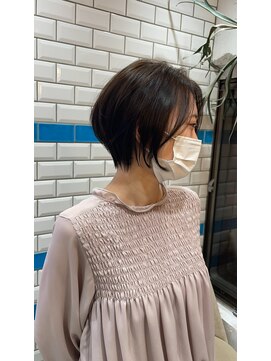 シー バイ ロンド 新宿(Sea by Lond) ショートボブ/大人ボブ/ブルーブラック