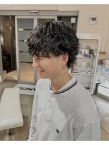 ブランコジーサウス(BLANCO G South) 波巻きスパイラルパーマ ツーブロック マッシュウルフ 骨格補正