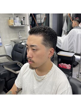 ダムディートウキョウ 北千住店(DAMDEE TOKYO) アイロンパーマ×フェード