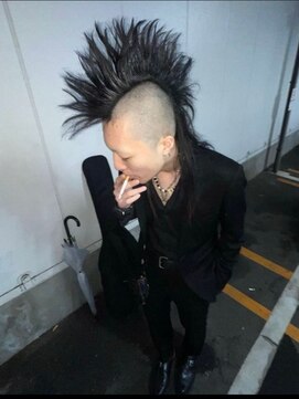 ハコ プラス(HACO+) モヒカン　ロック　メンズカット