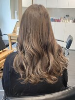 エムプラス 二子玉川(Mplus)&nbsp;●ケアブリーチでつくる艶ミルクティーベージュ●Mplus鎌田