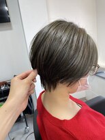 ユーリ(juli)&nbsp;オリーブベージュショート