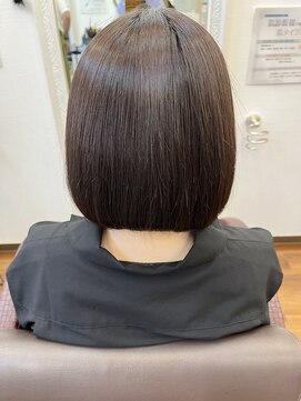 カペリ デ アーテ(Capelli di arte) ボブスタイル