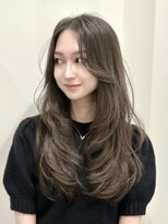 ユニコ(unico)&nbsp;韓国風/レイヤー/小顔/前髪カット/髪質改善/グレージュ/透明感