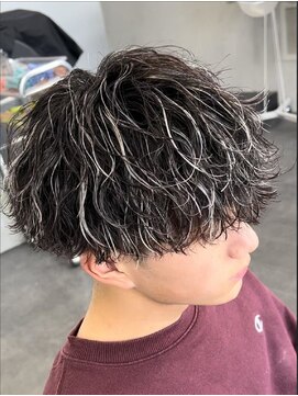 フィフス トウキョウ (fifth TOKYO) 渋谷緩め波巻きスパイラルパーマシャドウパーママッシュ