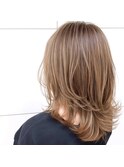 #ハイライトカラー　#ミルクティーベージュ　#レイヤーカット