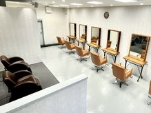 リーフ 平田店(LeaF)の雰囲気(2025年7月OPEN◇明るい店内です♪鈴鹿市/オーガニックカラー)