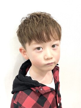 エイス 梅田 中津(Ace) キッズカット【ブロンドマッシュ】