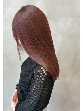 ニルス(nils) ツヤ際立つボルドーカラー◎