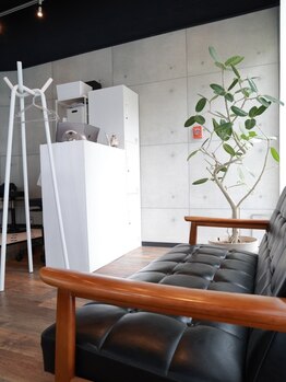 テトロ(TETORO)の写真/３席のみのプライベート空間◎スタイリスト2名の少人数サロンだから、周りを気にせずリラックス♪