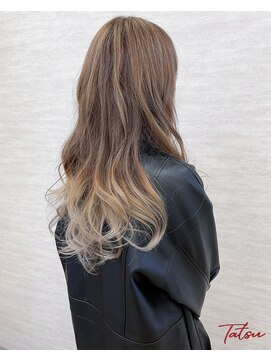 ネウィ 大分中央町店(newi) 大人の透明感を纏う＊ミルクティーベージュ柔らかバレイヤージュ