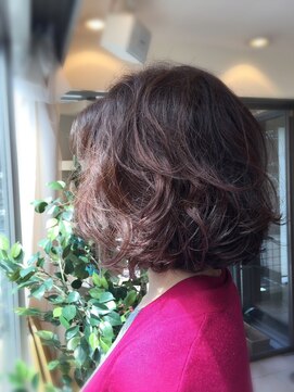 DAMANI 表参道 髪質改善/ヘッドスパ/ハイライト/白髪染め/白髪ぼかし/縮毛矯正 似合わせカット/ミディアムレイヤーカット[表参道駅]