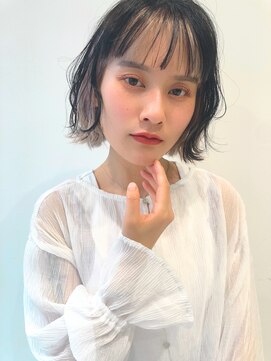 セブン 金町(seven) フェイスフレーミング×切りっぱなしボブでモードな抜け感を