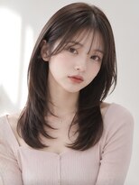 イロウ 天神大名店(IROW) レイヤーカット 韓国風レイヤー 顔周りカット 髪質改善 20代