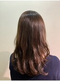ベージュ系で天気によって見え方が変わります！ロングスタイル