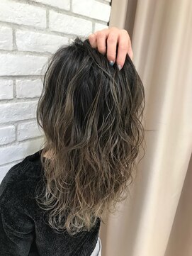 アッシュ 戸田公園店(Ash) ハイライトグラデーションカラーで創るタピオカミルクティー