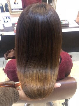 ブルーフィン シセロ(Blue Fin cicero) 20代30代ことりベージュ/夏ヘアー/美シルエット/ツヤ髪ロング